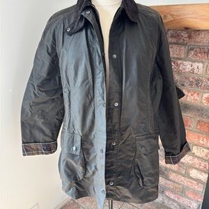 Barbour Women’s Water Resistant Waxed Jacket